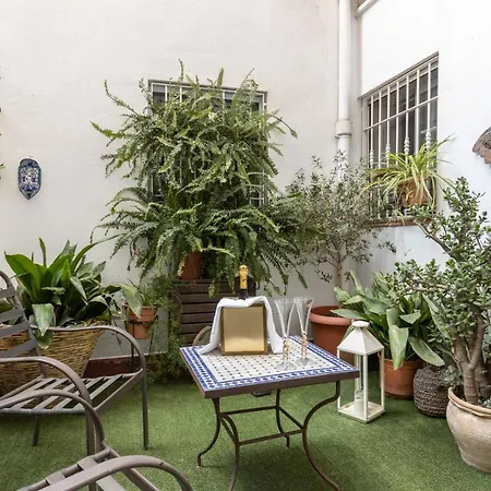 El Almirez * غرناطة